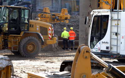 Fornitura di calcestruzzo nei cantieri: perché il coordinamento della sicurezza non può essere improvvisato